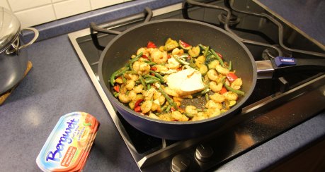 Penne Mediterran mit Garnelen (King Prawns)