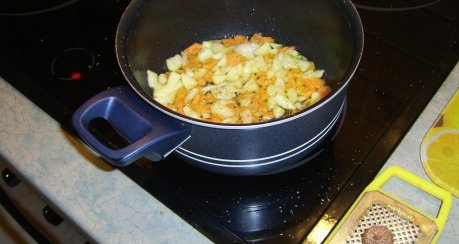 Entenleber-Parfait mit Karotte und Zwiebel