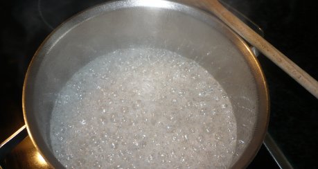Eiweiß-Suffle mit   Karamell