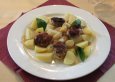 Rezept Leberkas-Bärlauchpflanzerl auf Spargelragout