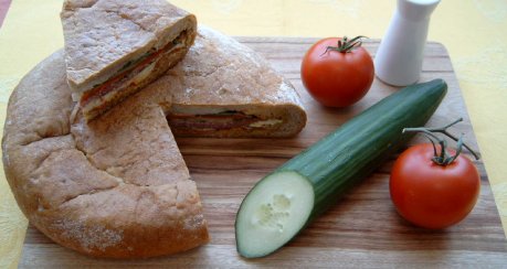 Gefülltes Picknickbrot (für Siri)