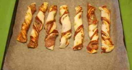 "Ringelschwänzchen" (Pizza-Sticks)