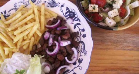 Gyros, Tsatsiki und Choriatiki