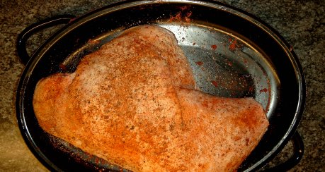 Putenkeule mit Gemüse aus dem Backrohr