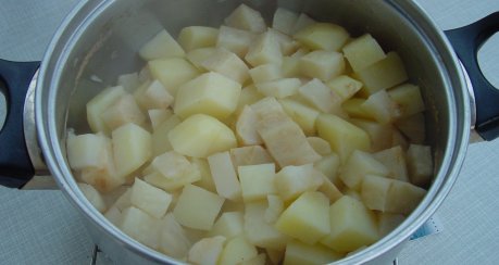 Sahniges Sellerie-Kartoffel-Pürée
