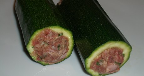 Zuchini-Canneloni (gefüllte Zucchini)