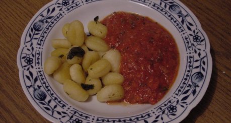 Gnocchi mit Tomatensauce