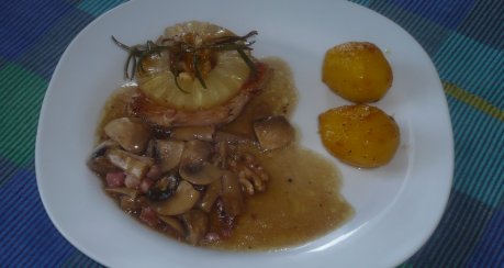 Hühnerbrust mit Ananas