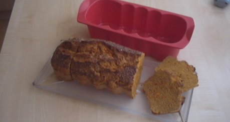 Dinkelbrot mit Parika und Möhre für SBF