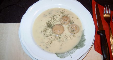 Sellerie-Cremesuppe 'Student' (mit Champignons)