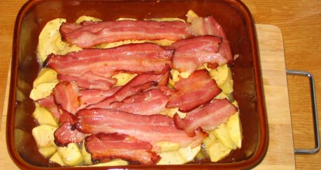 Gebackene Äpfel mit Speck