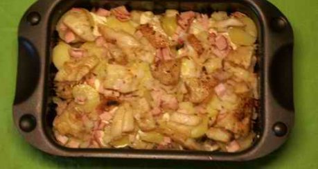 Fisch-Auflauf mit Kartoffeln und Schinken