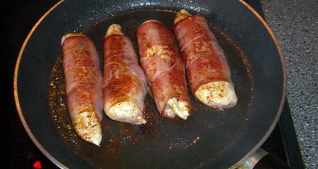 Hähnchenbrustfilet im Schinkenmantel