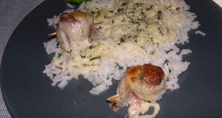 Fisch-Schinken-Röllchen in Kräutersauce