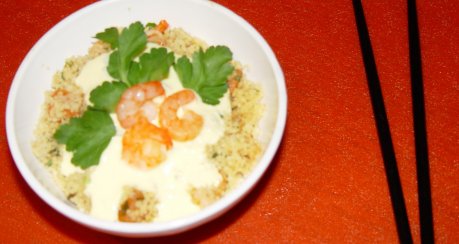 Couscous mit Gambas und Limetten-Joghurtsauce