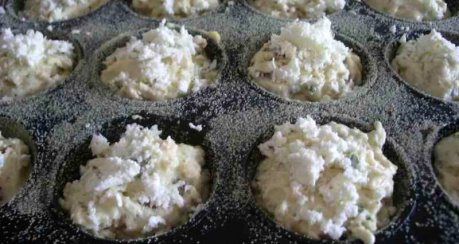 pikante Muffins mit Feta