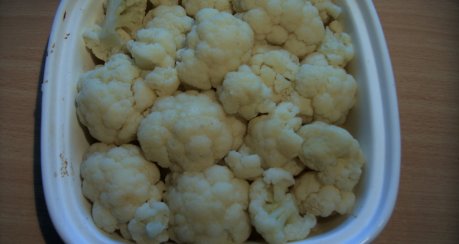 Überbackener Blumenkohl mit Kartoffeln