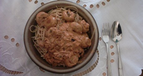 Spaghetti mit Thunfisch-Champignon-Sauce