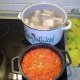 Klösschensuppe mit Paprika, Tomate und Kürbis