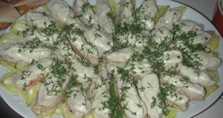 Hähnchenbrust mit Kokos-Limettensauce auf Chicoree