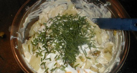 Kartoffelnsalat mit  Sekunden Mayonnaise