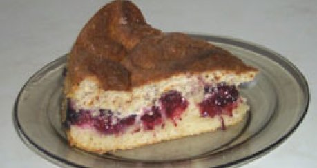 Brombeerkuchen mit Schmand-Mandelguss