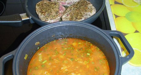 Südamerikanisches Hüftsteak mit Pfeffer - Chili Soße