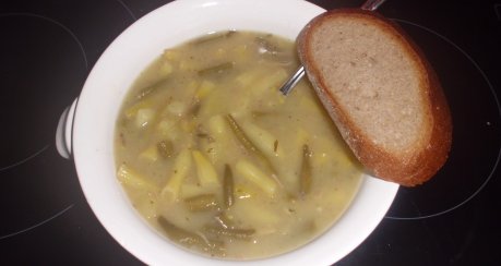 Oberlausitzer Bohnensuppe