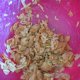 Bananen-Macadamia-Kuchen mit Cornflakes-Mandel-Top