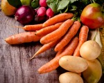 Knollengemüse: Kartoffel, Knollensellerie und Karotte
