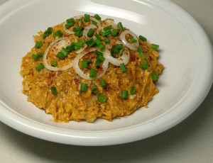 Obatzda mit Schnittlauch und Zwiebeln